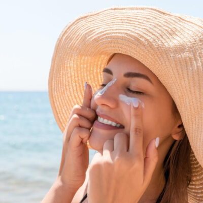 Summer Skincare: How to Adjust Your Routine for Hot Weather