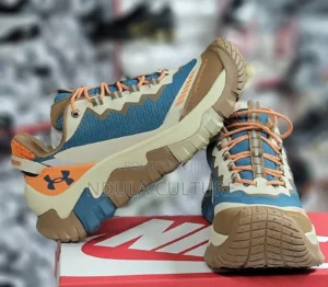 how to choose mens shoes for a comfortable hike